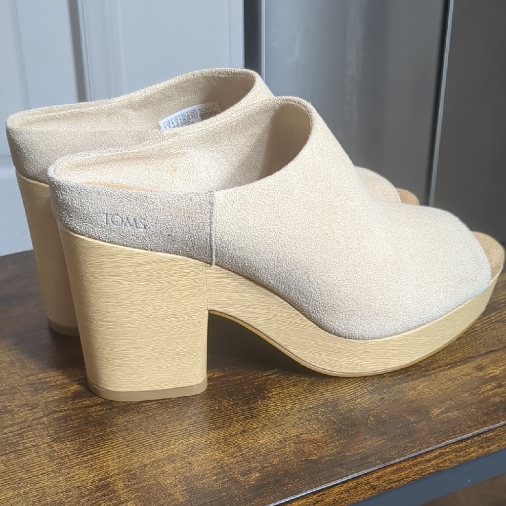 Toms Beige Suede Platform Mules